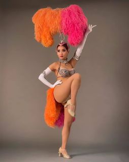 Brenda Song feet photo thumbnail