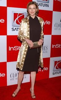 Brenda Strong feet photo thumbnail