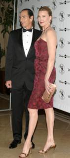 Brenda Strong feet photo thumbnail