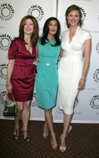 Brenda Strong feet photo thumbnail