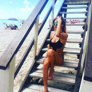 Brenda Zambrano feet photo 5