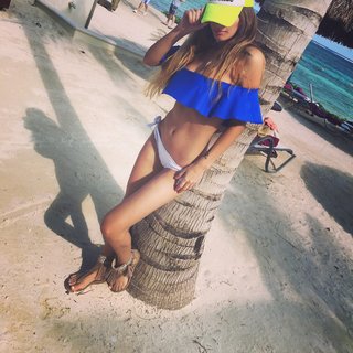Brenda Zambrano feet photo 8