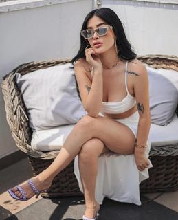 Brenda Zambrano feet photo 9