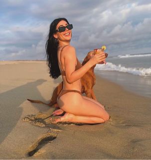 Brenda Zambrano feet photo 2