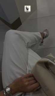 Breskvica feet photo thumbnail