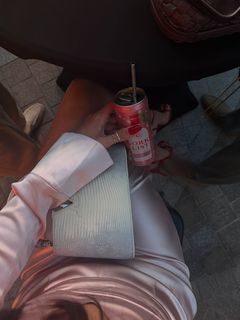 Breskvica feet photo 2