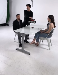 Brett Cooper feet photo thumbnail
