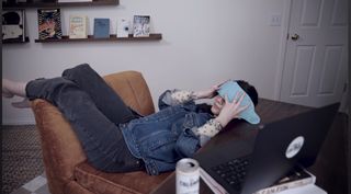 Brett Cooper feet photo thumbnail