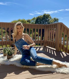 Bri Teresi feet photo 11
