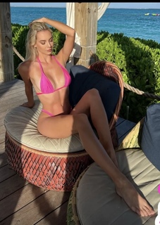 Bri Teresi feet photo 16