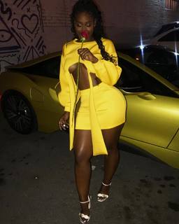 Bria Myles feet photo thumbnail