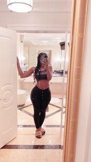 Bria Myles feet photo thumbnail