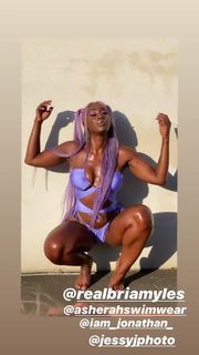 Bria Myles feet photo thumbnail