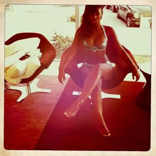 Bria Myles feet photo thumbnail