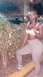Bria Myles feet photo thumbnail