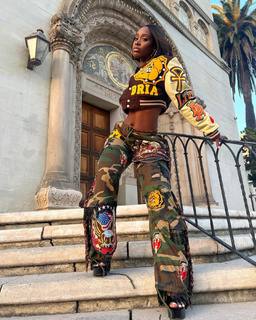 Bria Myles feet photo thumbnail