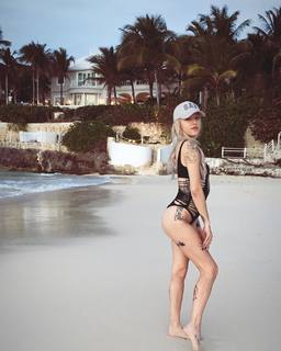 Bria Vinaite feet photo 7