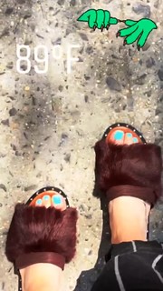 Bria Vinaite feet photo 3