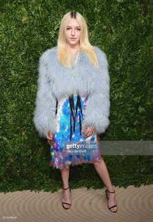 Bria Vinaite feet photo 15