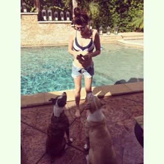 Briana Cuoco feet photo 7