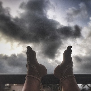 Briana Evigan feet photo thumbnail
