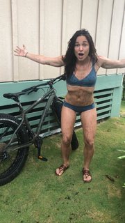 Briana Evigan feet photo thumbnail