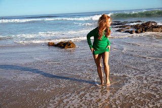 Brianna Brown feet photo thumbnail