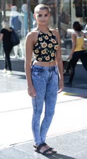 Brianna Hildebrand feet photo thumbnail