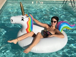 Brianna Hildebrand feet photo thumbnail