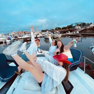 Brianna LaPaglia feet photo 10