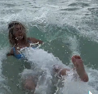 Brianna LaPaglia feet photo 8
