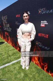 Brianna LaPaglia feet photo 10