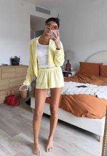 Brianna LaPaglia feet photo 1