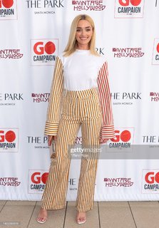 Brianne Howey feet photo thumbnail