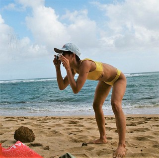 Brianne Tju feet photo 4
