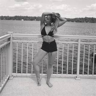 Briar Nolet feet photo 5