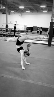 Briar Nolet feet photo 2