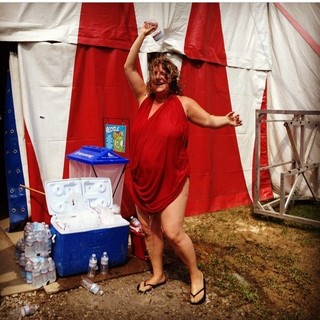 Bridget Everett feet photo 7