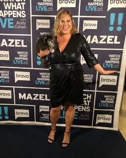 Bridget Everett feet photo 3