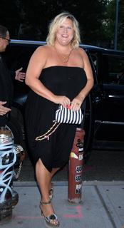 Bridget Everett feet photo 15