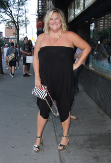 Bridget Everett feet photo 12