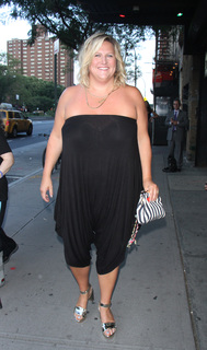 Bridget Everett feet photo 11