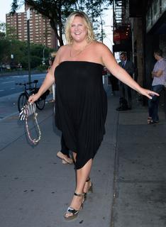 Bridget Everett feet photo 10