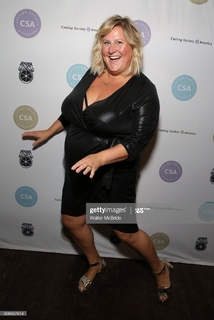 Bridget Everett feet photo 1