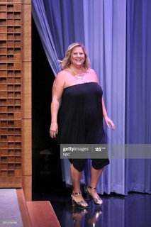 Bridget Everett feet photo 16