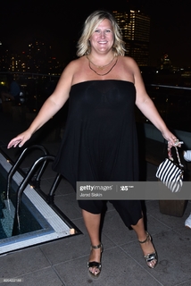 Bridget Everett feet photo 14