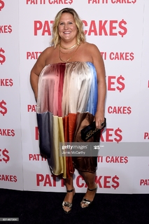 Bridget Everett feet photo 7