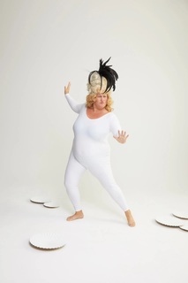 Bridget Everett feet photo 8