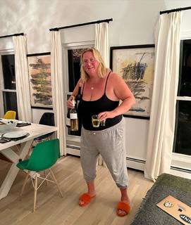 Bridget Everett feet photo 7