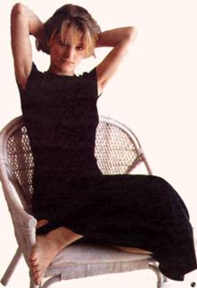 Bridget Fonda feet photo thumbnail